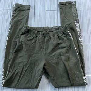 Abercrombie kids | girls olive green leggings